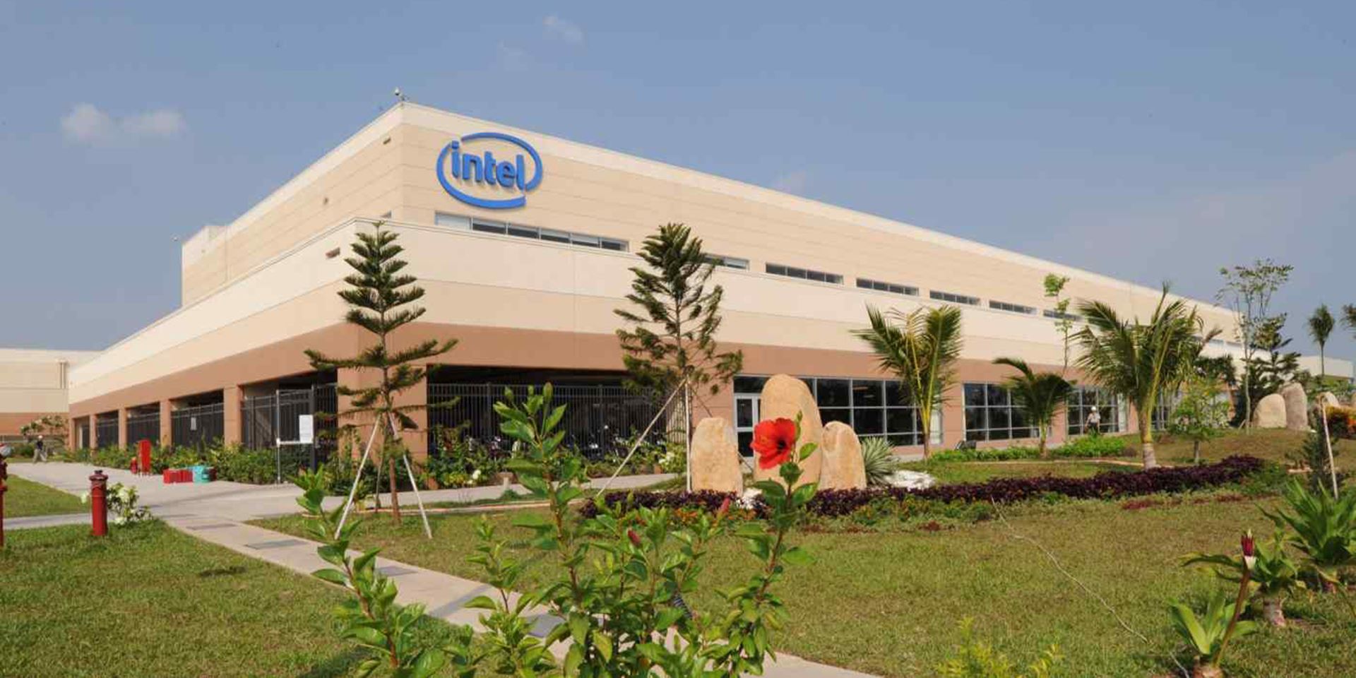 ESEC triển khai dự án “ETAP Power Engineering Service” cho khách hàng của Intel Việt Nam